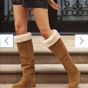 UGG CLASSIC FEMME OVER THE KNEE BOOT
